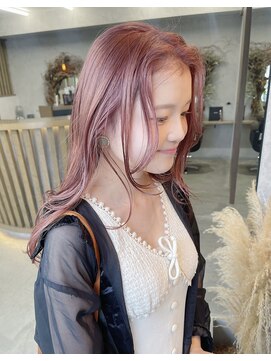 スリーバイベルベット(THREE...by velvet) ピンクベージュ