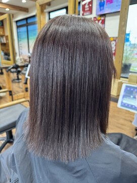 ルッカヘアガーデン バイ ラッシュゴールド(RUCCA HAIR GARDEN by LUSH GOLD) つやつやストレート