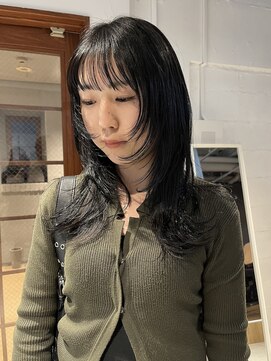 コフィー バイ メルト 吉祥寺(cofy by melt) 【中澤彩乃】レイヤーロングウルフカットアッシュブラック前髪