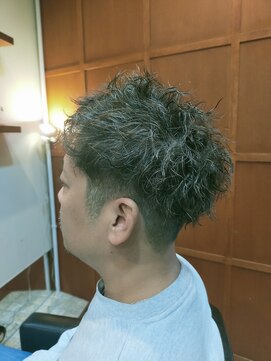 ビグディーサロン(BIGOUDI salon mukonosou) ツイストスパイラル 刈り上げショート◎30代40代50代60代