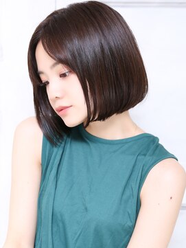 クラッチ 難波(CLUTCH) 大人可愛い小顔美髪ツヤ髪大人ショートボブレイヤーカットA4