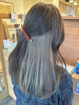 フーチー クーチー アマティー 豊中店(FUCHI KUCHI amati) @fuchi_kuchi.okada[梅田豊中ホワイトベージュ/インナーカラー］