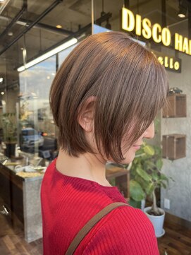 ディスコヘアー ベッロ(DISCO HAIR bello) 柔らかベージュの前下りショート