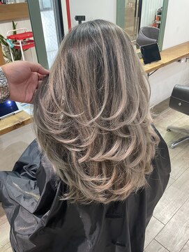 アップ(A+hair) バレイヤージュ