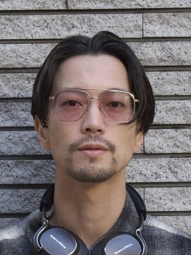 ザバーバー 渋谷(THE BARBER) センターパート+ニュアンスフェザーパーマ