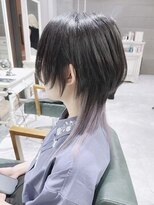 デイズ(days) ロングウルフカット/えりあしホワイトグレージュ