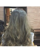 ビレッジエフ(villagef) オンカラー。