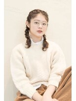 ヒアカアヴェダ 天神VIORO (Heaka AVEDA)&nbsp;インテリ風きつめ編み込みヘア【20代/30代/40代/髪質改善】