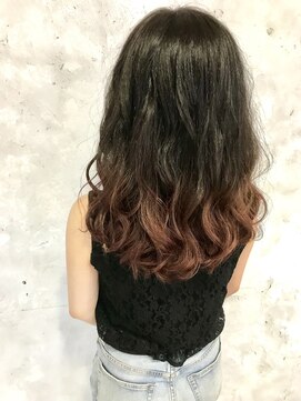 ロク 高田馬場(lok) レッドゆるふわグラデーション  ［lok  あらい］ 【高田馬場】