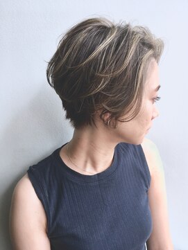 ヴォージュアーム(VOGES ame) 【ＶＯＧＥＳ】ショートボブ＆コントラストハイライト