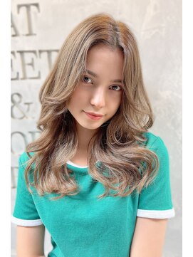 クーエフー(coo et fuu) 10代20代30代40代50代 前髪　センターパートセミロング　藤沢