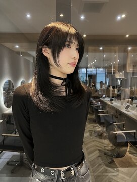 ジーナ 福岡天神(Zina) 韓国/髪質改善/ブリーチ/ダブルカラー/インナーカラー