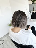 トイロ(toiro) ホワイトバレイヤージュ