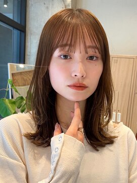 ガーデンヨコハマ(GARDEN YOKOHAMA) こなれミディレイヤーカットくびれヘアベージュカラー外ハネ前髪