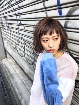 ロジ イン トゥバレー(LOWG in TOWVALLEY) 無造作外ハネミディ