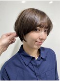 【丸みショートヘア】