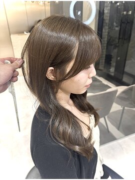 ミズチャーム(Ms.CHARM) 顔周りレイヤー/韓国風/韓国ヘア/髪質改善/シアーカラー