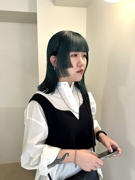 デン(den) モスグリーン ダブルステップカット