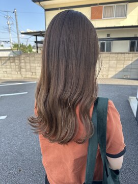 アッシュベージュ