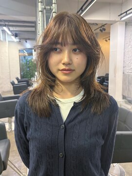 【TALO】ミディアムレイヤーカット