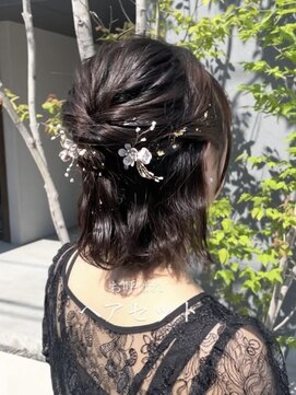 グルス(GruS) #お呼ばれヘアアレンジ #透明感カラー