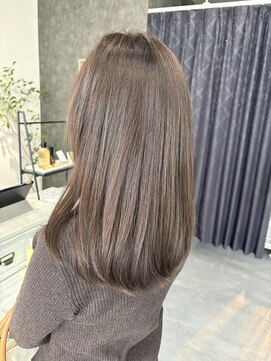 ウル(Uru) オリーブグレージュ