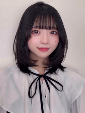 エトワールプラス ミディアムレイヤー 顔周りカット