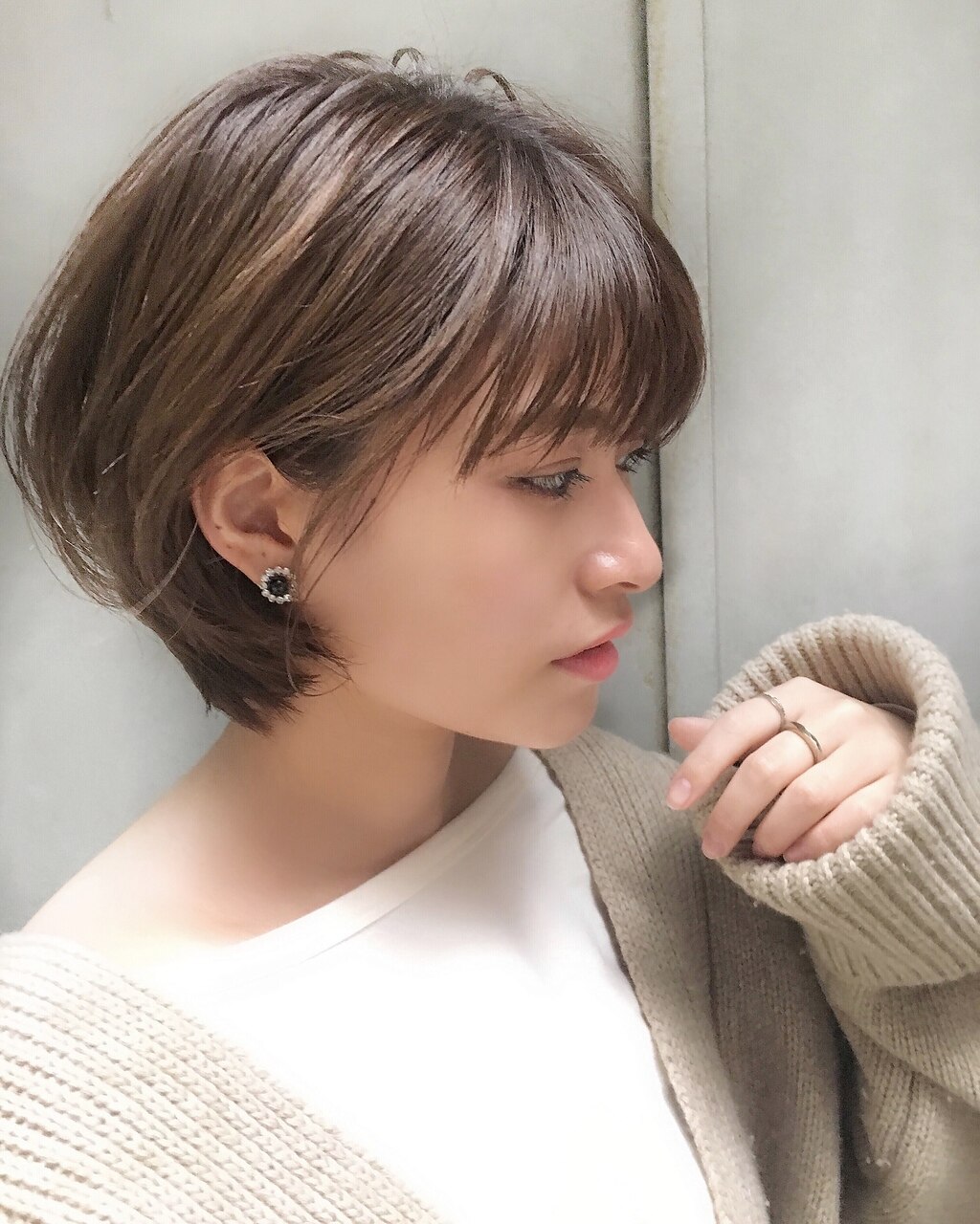 丸みショートひし形ボブくびれボブ似合わせカット40代50代 丸みショートひし形ボブくびれボブ似合わせカット40代50代