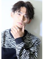 リップス 吉祥寺アネックス店(LIPPS)&nbsp;ツイスパ　センターパート　スパイラル　刈り上げ