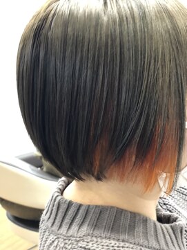 ムーア(MUA) イヤリングカラー☆オレンジ