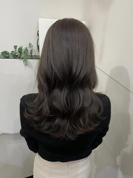 ネオリーブアイム 横浜西口店(Neolive aim) 大人気！グレージュ 顔周りレイヤー【横浜】