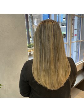 エレナ(elena) バレイヤージュ ミルクティーベージュ