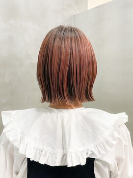 テトヘアー(teto hair) ローライト　インナーカラー　切りっぱなしボブ　オレンジピンク