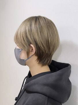 ミザルー(Misirlou) ｜くびれハンサムショート｜