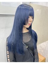 ジーナ(XENA) ネイビーブルー×姫カット×渋谷