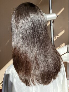 リボン フルジェンテの写真/知識×技術でスタイリストが髪の悩みを解決！あなたの髪のクセを見極め、お悩み解決に導きます♪