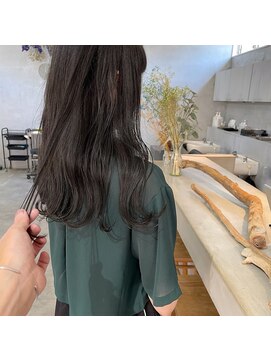 ミント(mint) くすみ感のあるアッシュグレー！赤味除去！