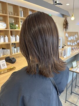 フィッカ(FIKKA) アッシュブラウン