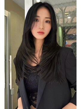 ランズ リアオオサカ(LANDS RiaOSAKA) レイヤーカット 【韓国ヘア 大阪 梅田】