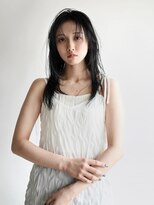 キジ(kiji)&nbsp;ミディアムレイヤーカットロングウルフフェイスレイヤー髪質改善