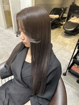 ロンドルピナス 小倉(Lond Lupinus) ブルーブラック/ワイドバング/美髪のススメ/外ハネボブ/北九州