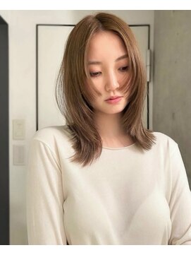 ネスト(NEST) ミディアムレイヤーくびれブラウン透明感カラーブリーチなし