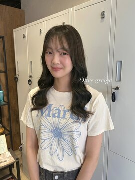 リサヘアーデザイン(RISA HAIR DESIGN) オリーブグレージュ