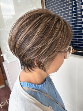 リドル ヘアー 駒生店(Riddle HAIR) 細めハイライトのショートボブ