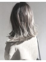ヘアーアンドアトリエ マール(Hair&Atelier Marl) 【Marl】ホワイトアッシュのグラデーションカラー♪