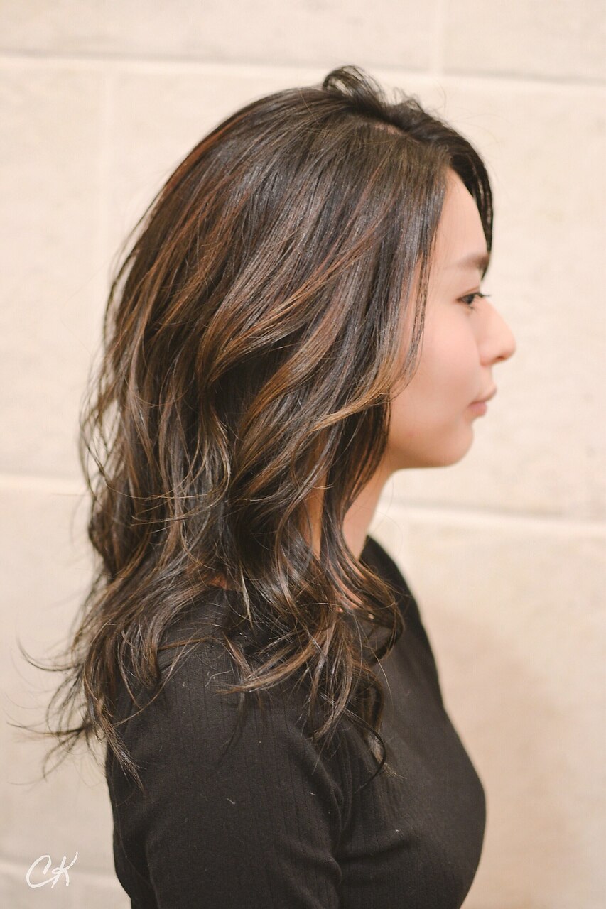 2025年秋】ロング メッシュの髪型・ヘアアレンジ｜人気順