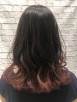 ミーティア バイ クアトロ(Meteor By QUATRO) 毛先カラー