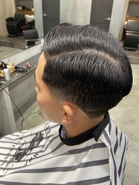 エフエム 明大前(FM) バーバー 刈り上げショート/アップバング/フェードカット