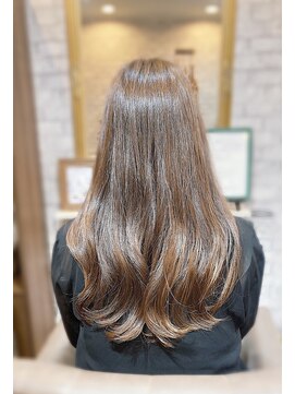 イムア(imua) アッシュブラウン