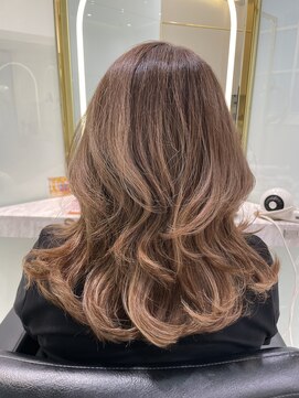 六本木美容室 白金店 白髪ぼかしグレージュカラー